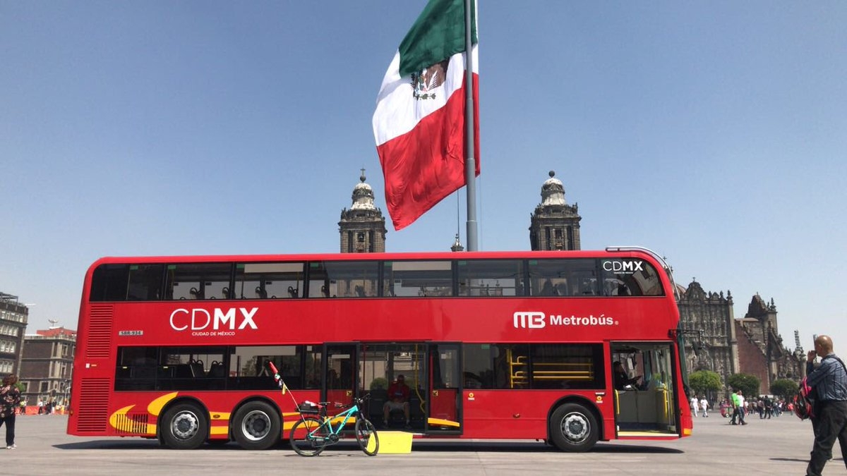 metrobus-cumple-15-an~os-cdmx