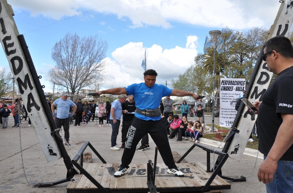 STRONGMAN 4