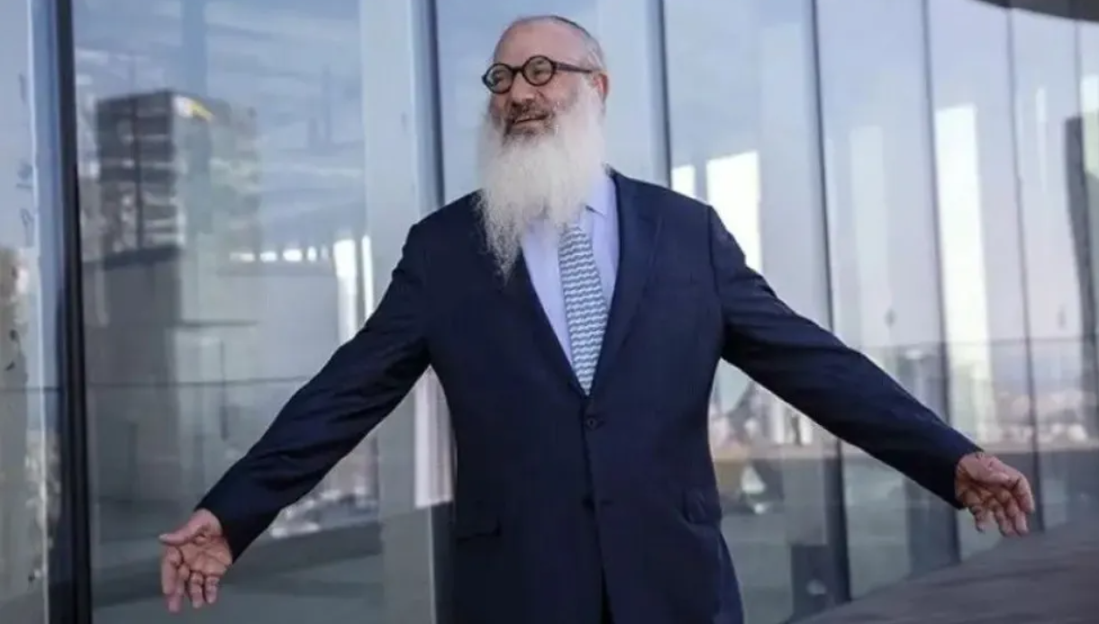elsztain