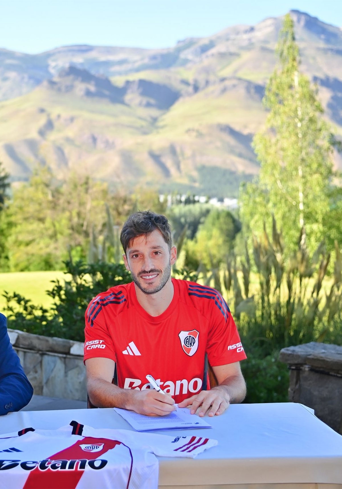 matias-viña-river