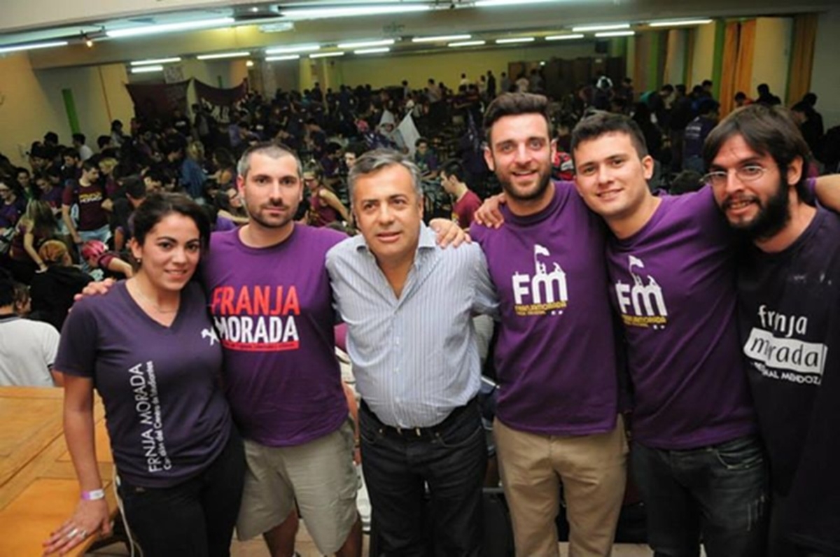 FM