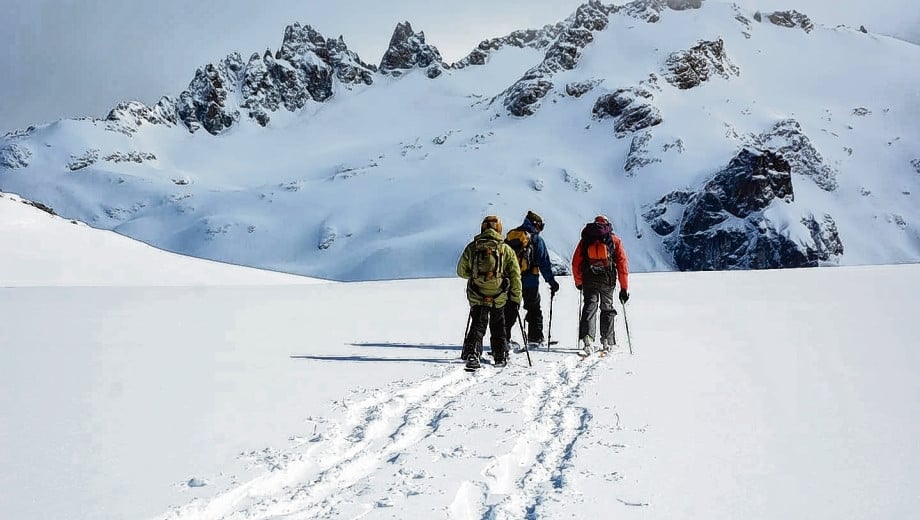TREKKING