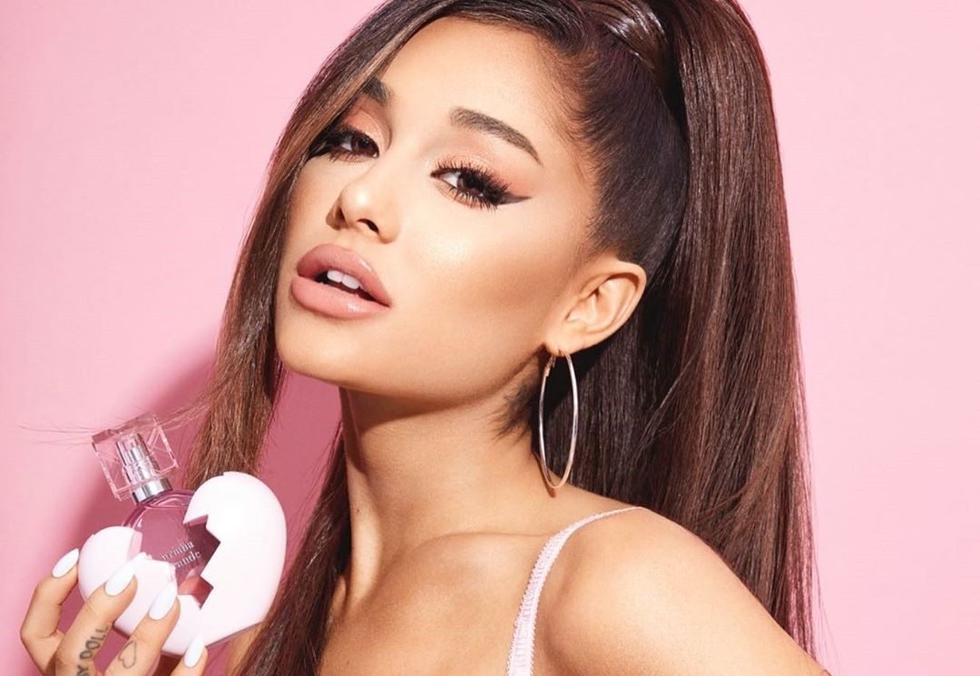 Ariana Grande port