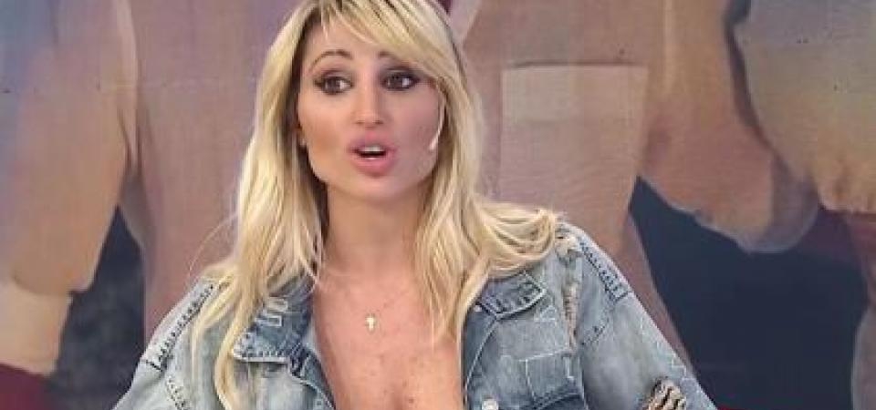 vicky