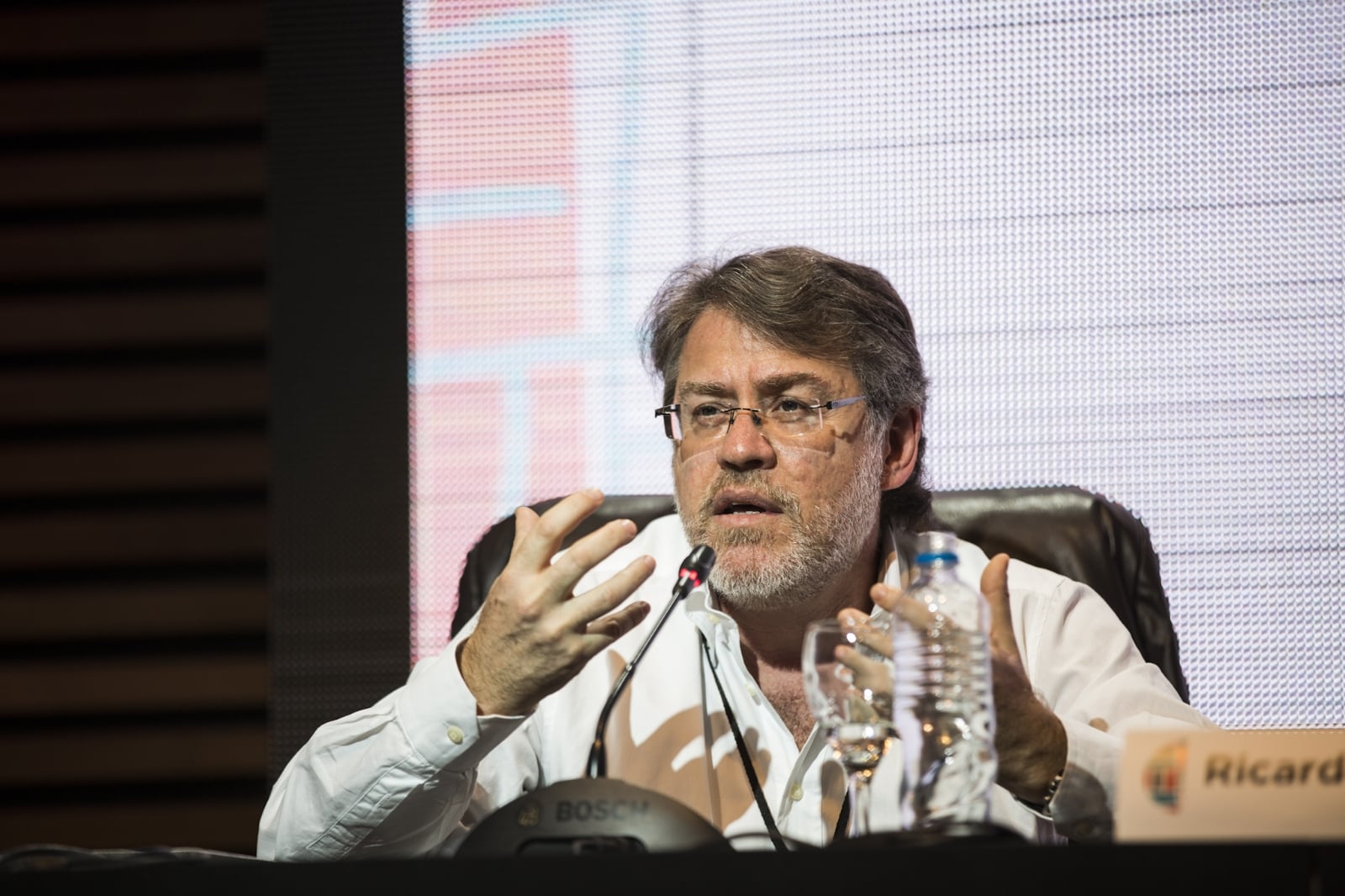 Ricardo_Forster_en_la_apertura_de_El_pueblo_y_la_política_homenaje_a_Ernesto_Laclau_(21991200502)
