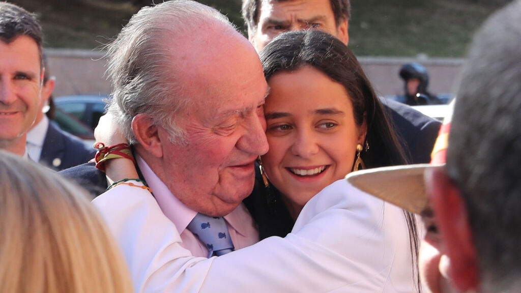 Victoria_Federica_de_Marichalar_y_Borbon-Juan_Carlos_I-Elena_de_Borbon_y_Grecia-Casas_Reales_398970870_122964260_1024x576
