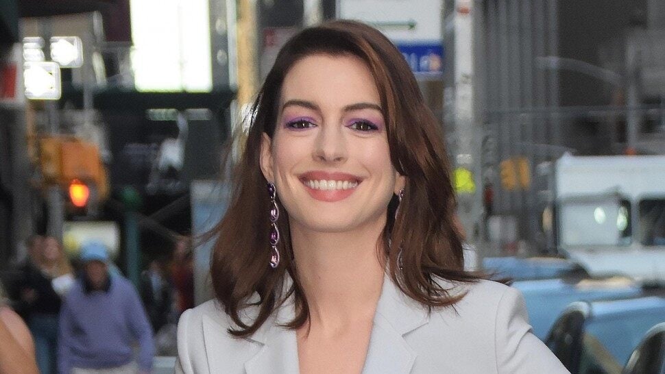 1280_anne_hathaway