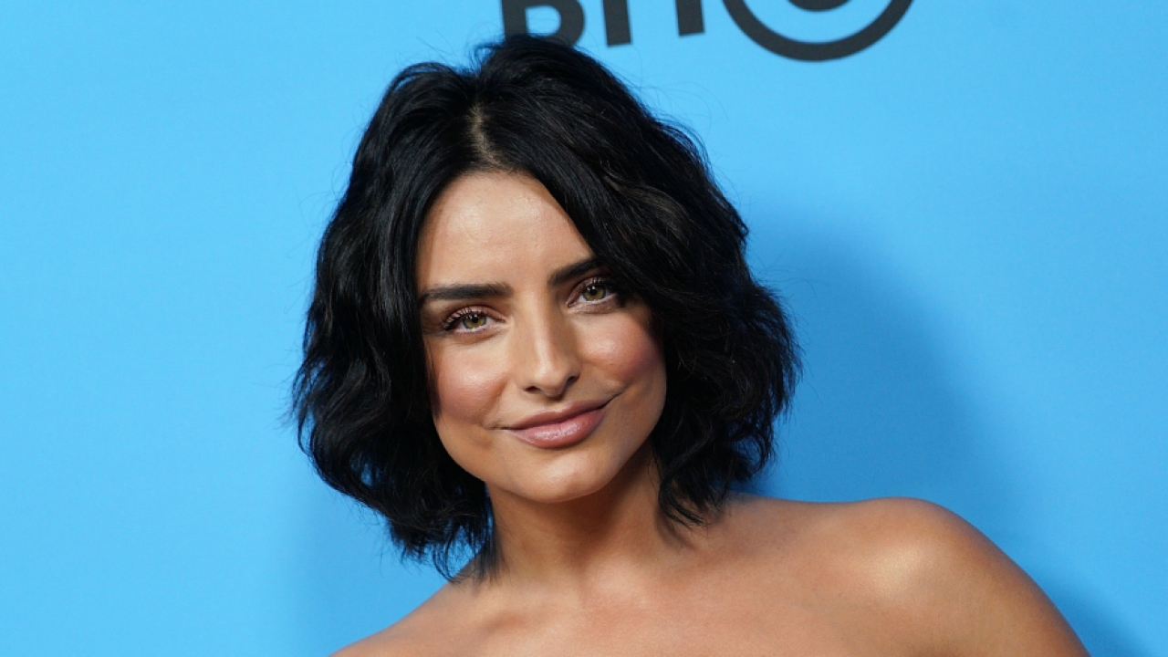 aislinn-derbez-doble-estefania-ahumada-int-1280x720 (1)