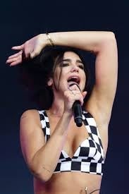 Dua Lipa 1