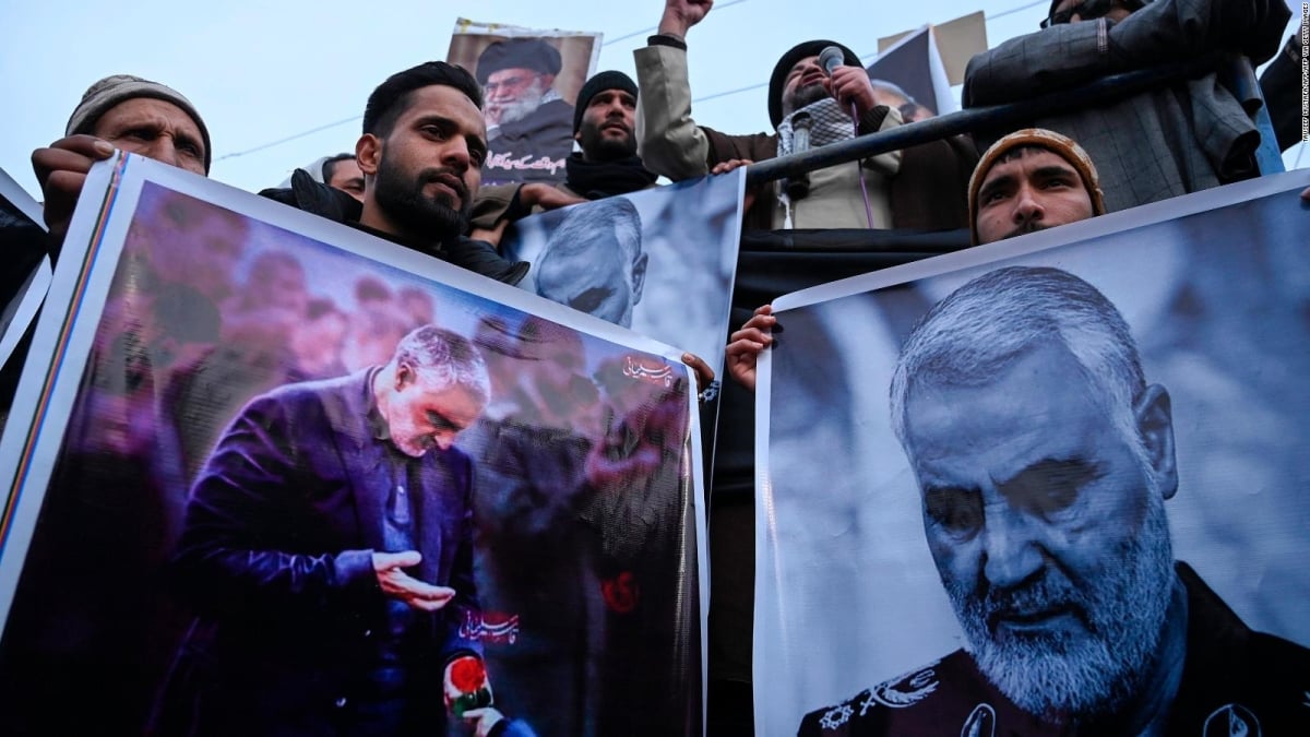 Irán 3