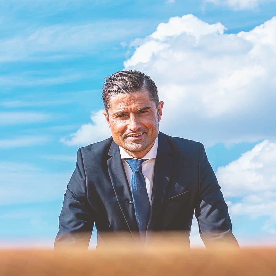 www.minutoneuquen Alfonso Merlos 10