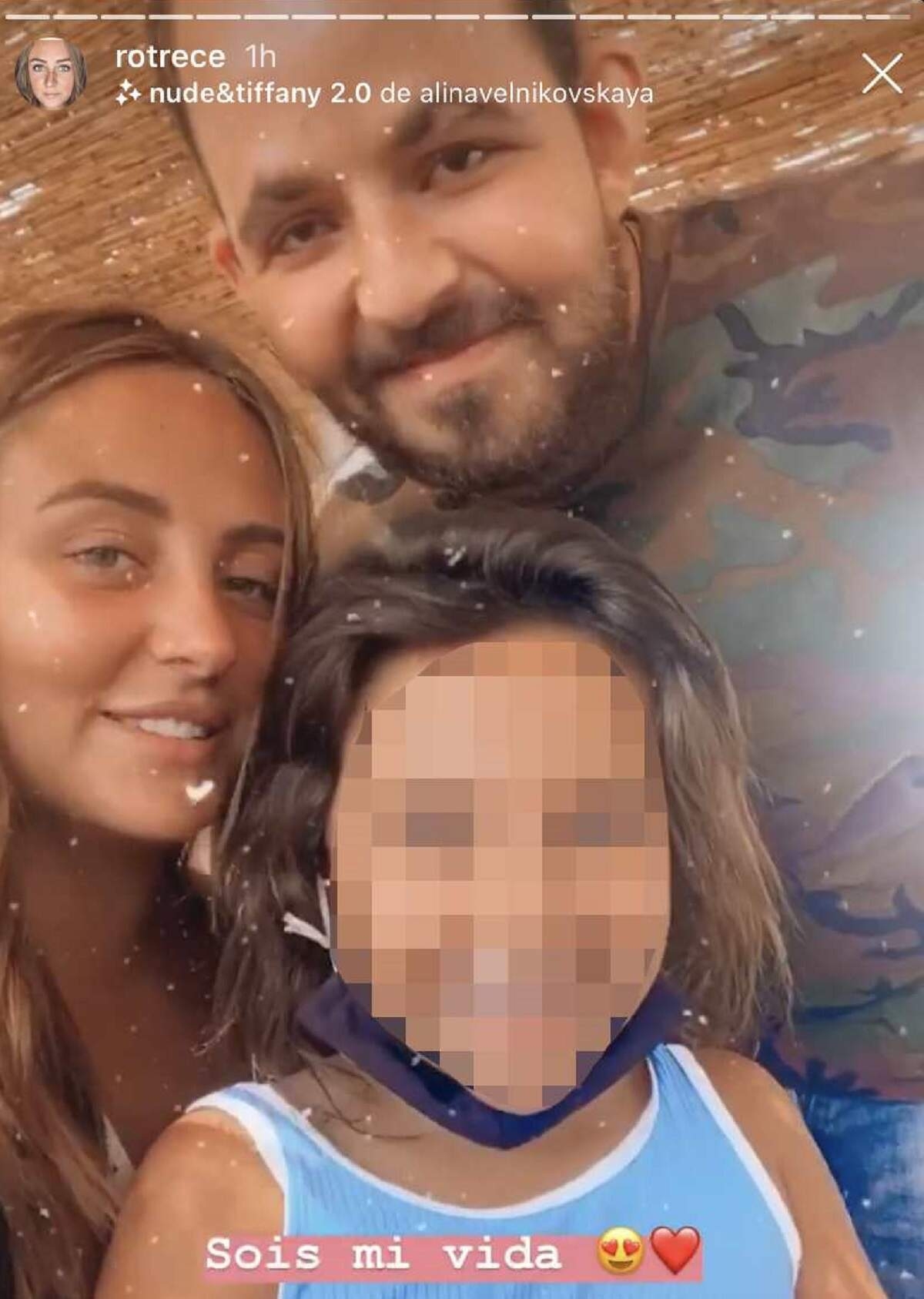 rocio-flores-con-sus-hermanos