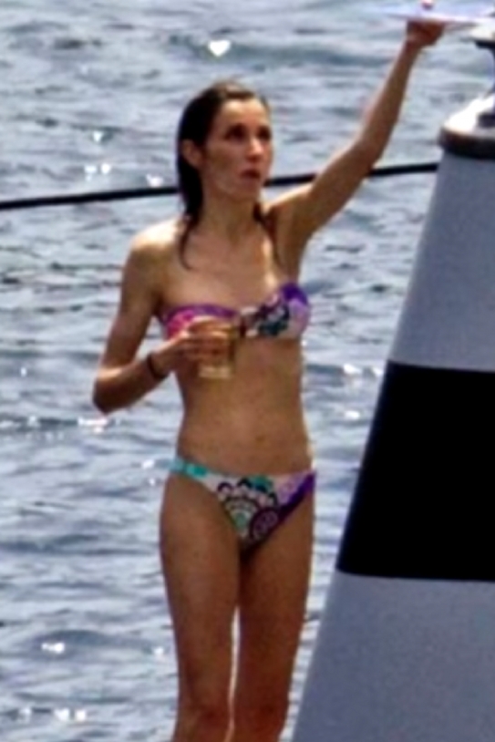 letizia-biquini-youtube_12_543x814