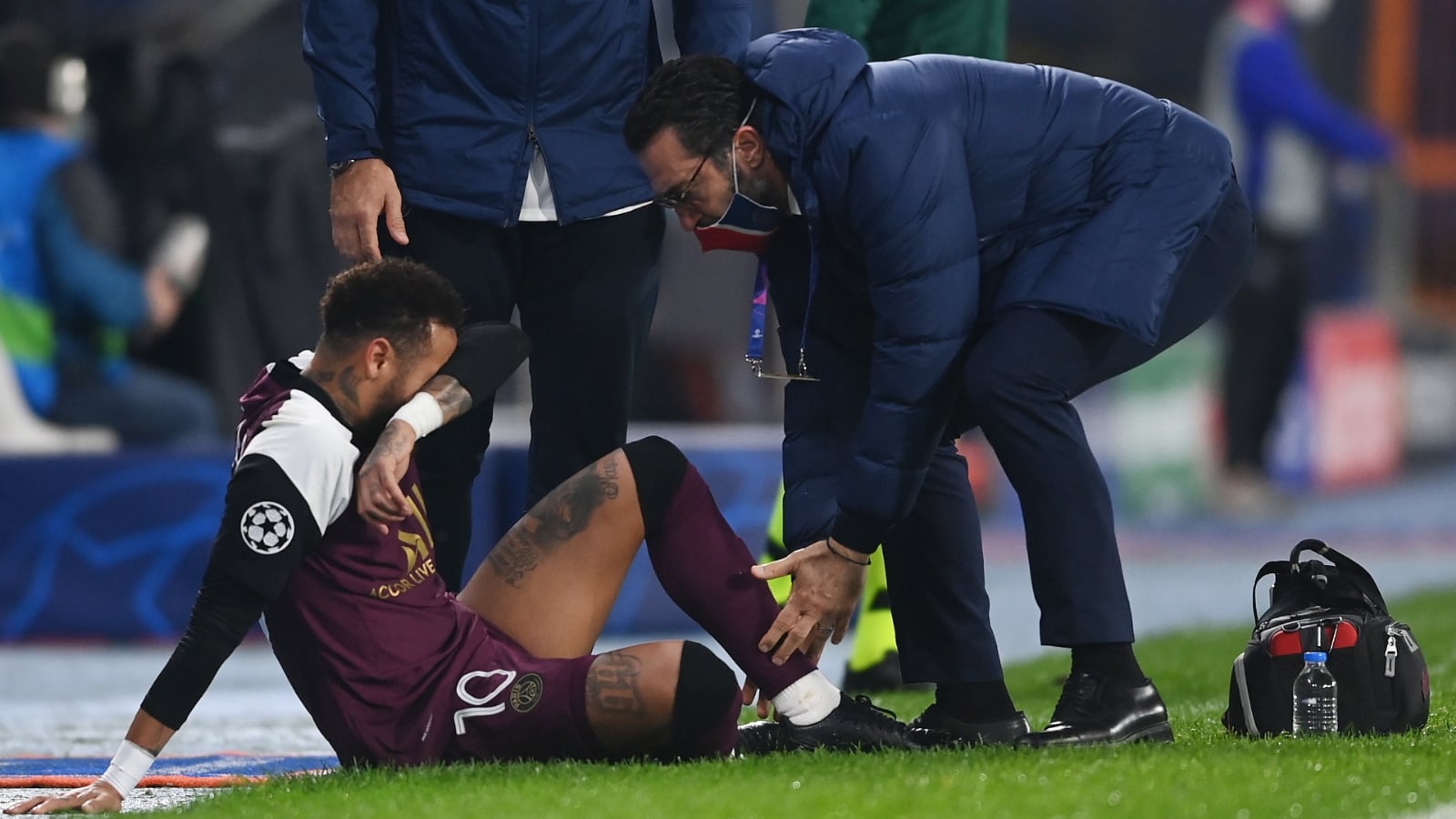 neymar-basaksehir-vs-psg-champions-league-2020-21-injury_7bp425bj94lh1ke9d8t4ey9bn