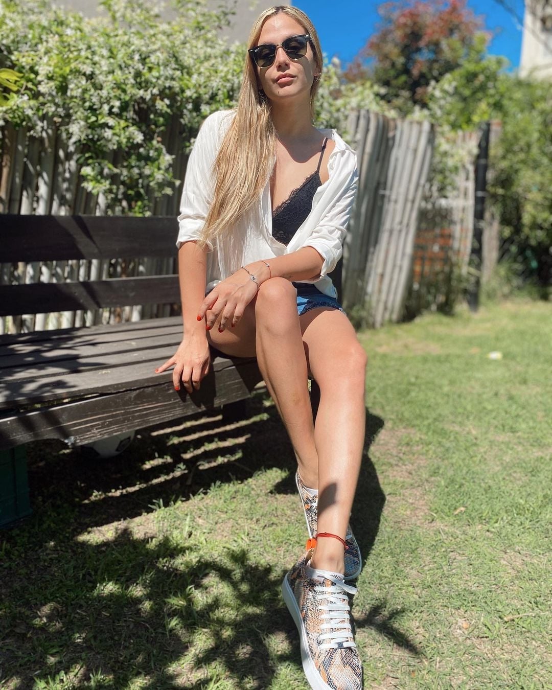 www.minutoneuquen.com BARBIE VÉLEZ 2