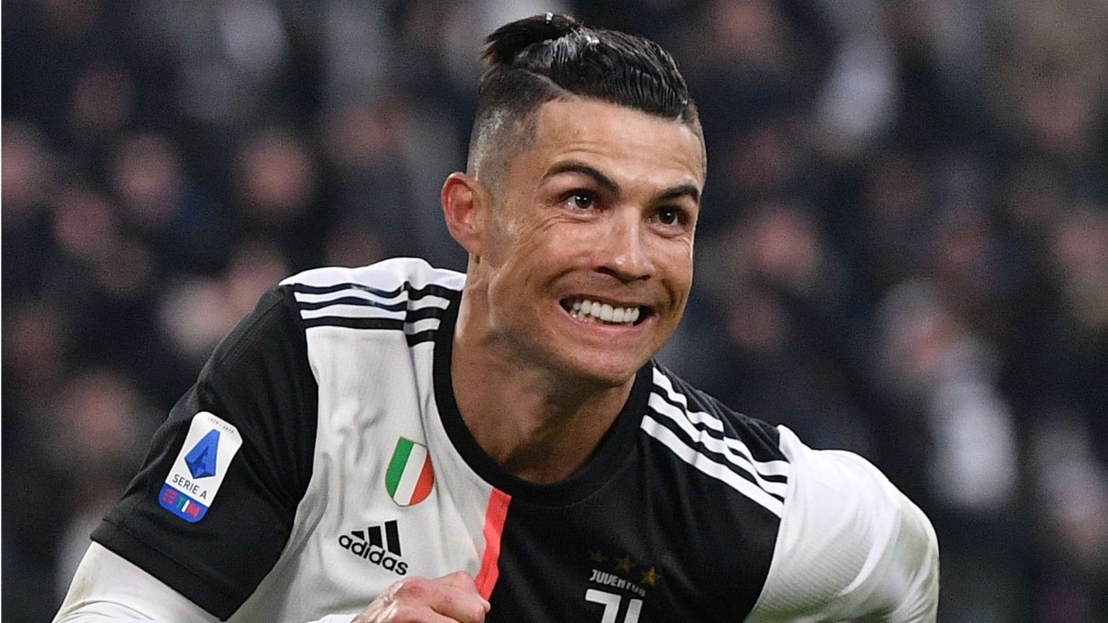 cristiano-ronaldo-juventus-2019-20_rb0vgy1nfj8o11veyj09m1hn4