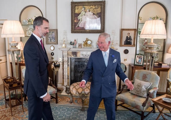 britain-s-prince-charles-greets-spain-s-king-felipe-in-clarence-house-in-central-london-britain-july-12-2017-spain-s-king-felipe-and-queen-letizia-started-a-state-visit-to-britain-on-wednesday-reuters-chris-j-ra
