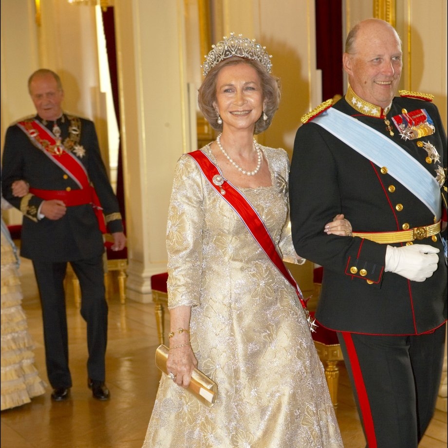 reina-sofia-i-rei-harald-noruega-gtres_10_920x920