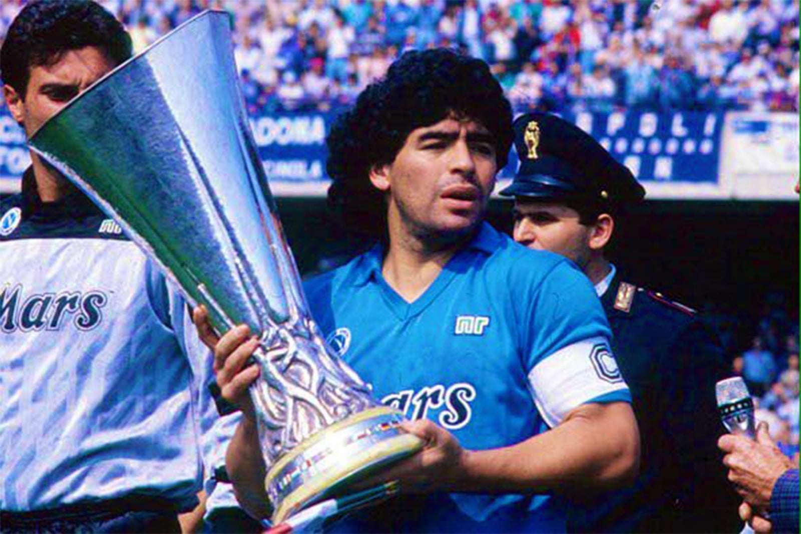 www.minutoneuquen.com DIEGO MARADONA 3