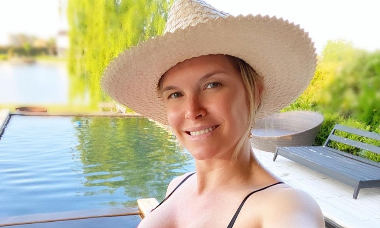 SOFÍA ZÁMOLO