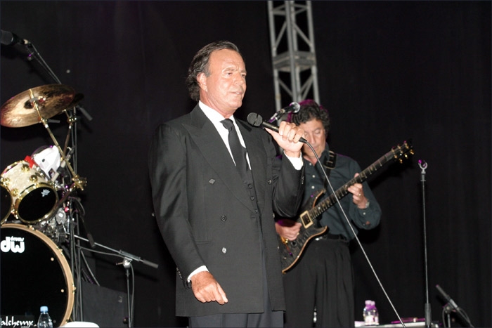 www.minutoneuquen.com Julio Iglesias3