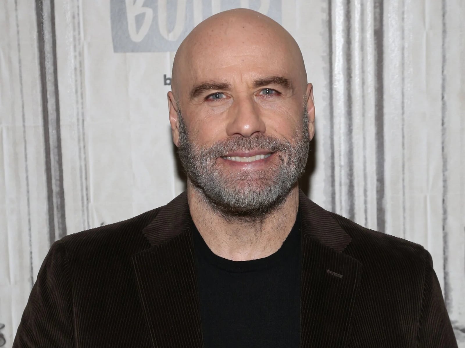 john-travolta-social