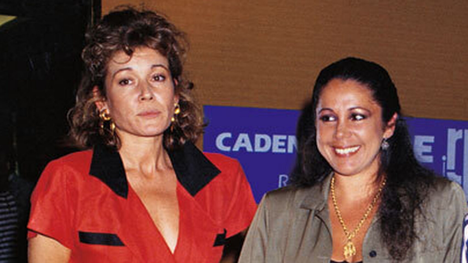 Isabel_Pantoja-Mila_Ximenez-Telecinco-Supervivientes-Famosos_406220325_125510669_1706x960