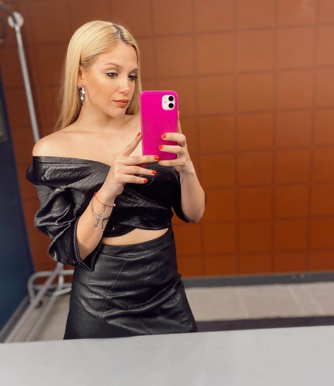 www.minutoneuquen.com BARBIE VÉLEZ 3