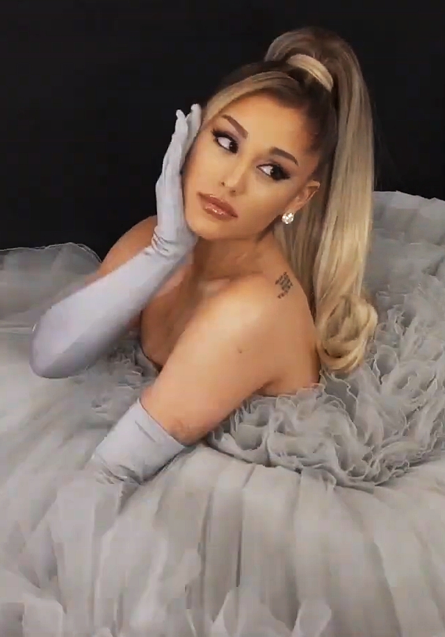 www.minutoneuquen.com Ariana Grande1