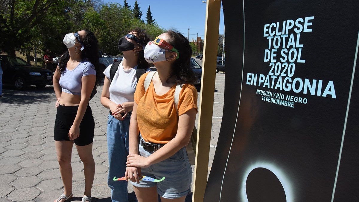 www.minutoneuquen.com eclipse total