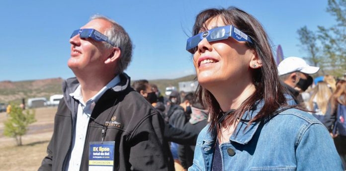 web-eclipse-1-696x344