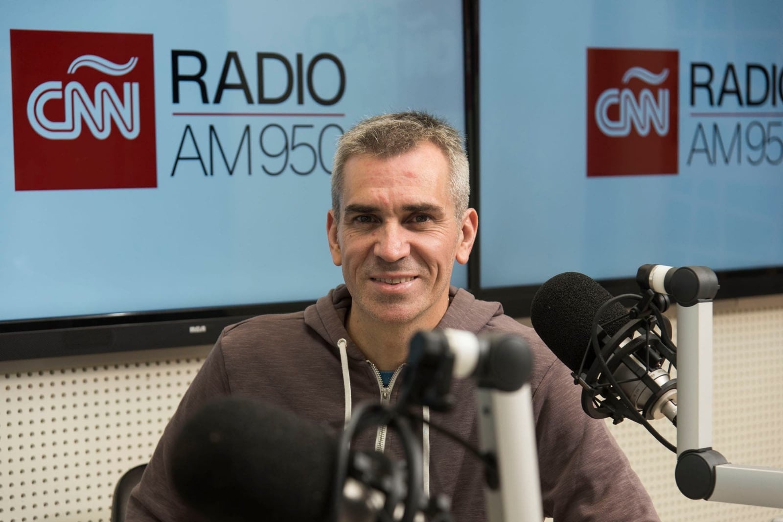 ADRIÁN PUENTE