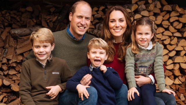 birkhall-united-kingdom-16-12-2020-a-handout-photo-made-available-by-kensington-palace-of-the-2020-christmas-card-of-the-duke-and-duchess-of-cambridge-which-features-an-image-taken-in-the-autumn-by-photographer-m