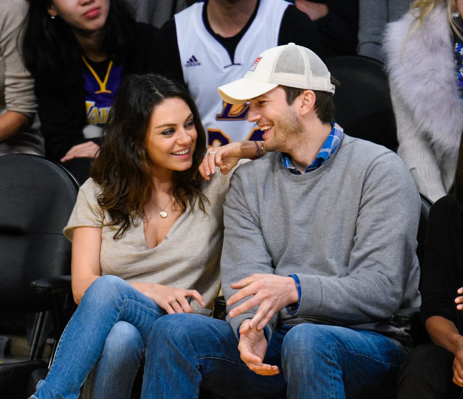 www.minutoneuquen.com Ashton Kutcher y Mila Kunis 1
