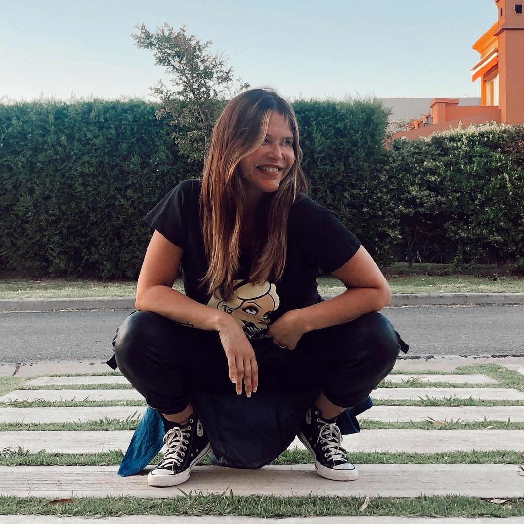 NAZARENA VELEZ 3