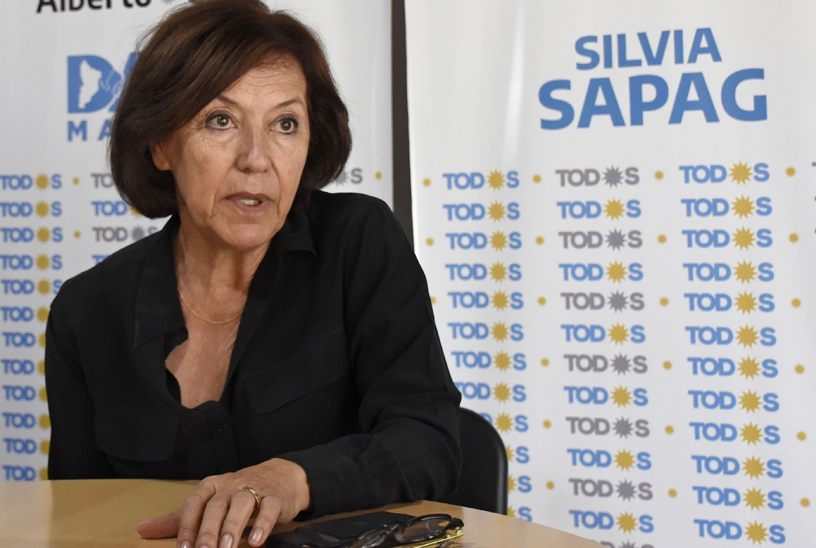 ag-nqn-Darío-Martínez-y-Silvia-sapag-Frente-Todos-Silvia-Sapag-salto-1-e1575052692298