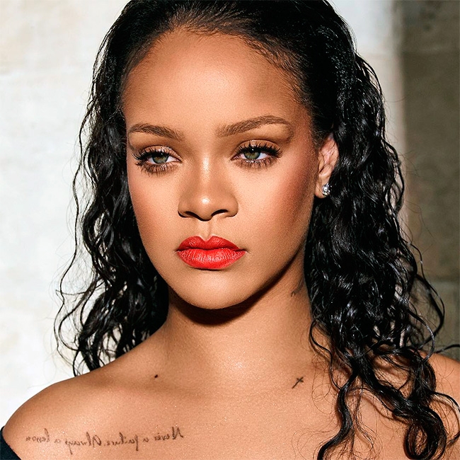 Rihanna nuevos labiales