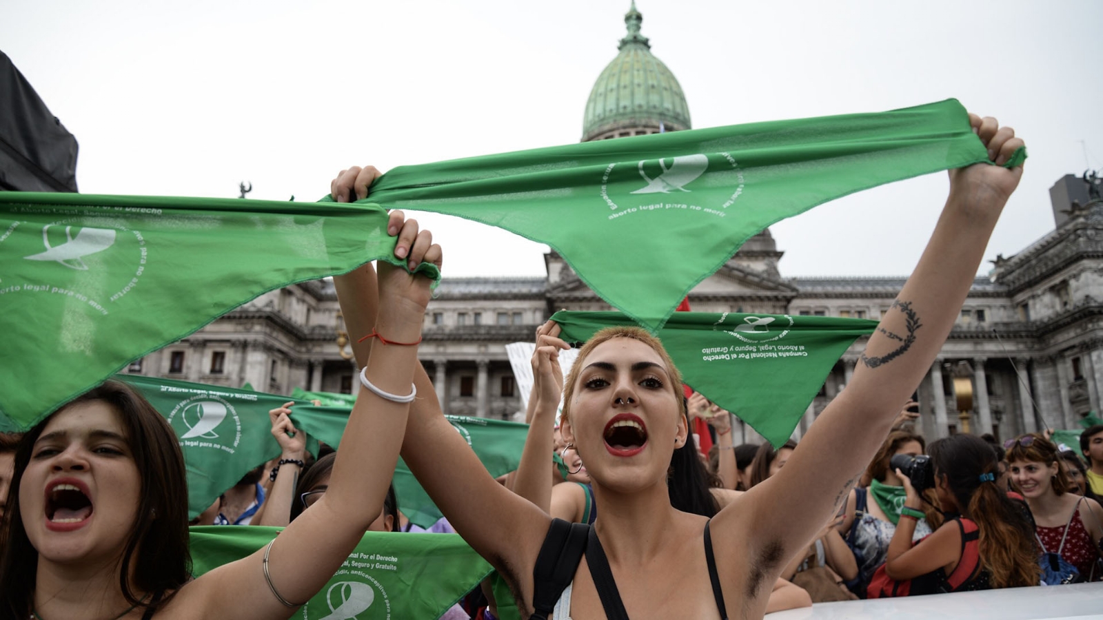 Panuelazo-marcha-protesta-aborto-legal-Congreso-4