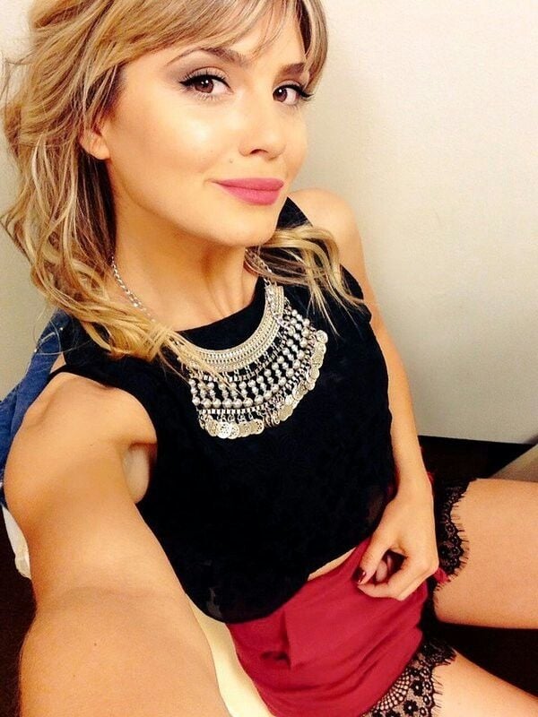 Rochi Cuenca selfie