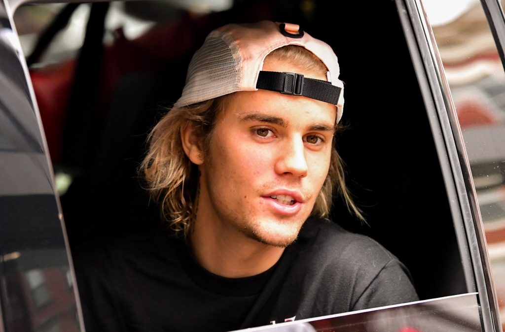 justin-bieber1-1024x674