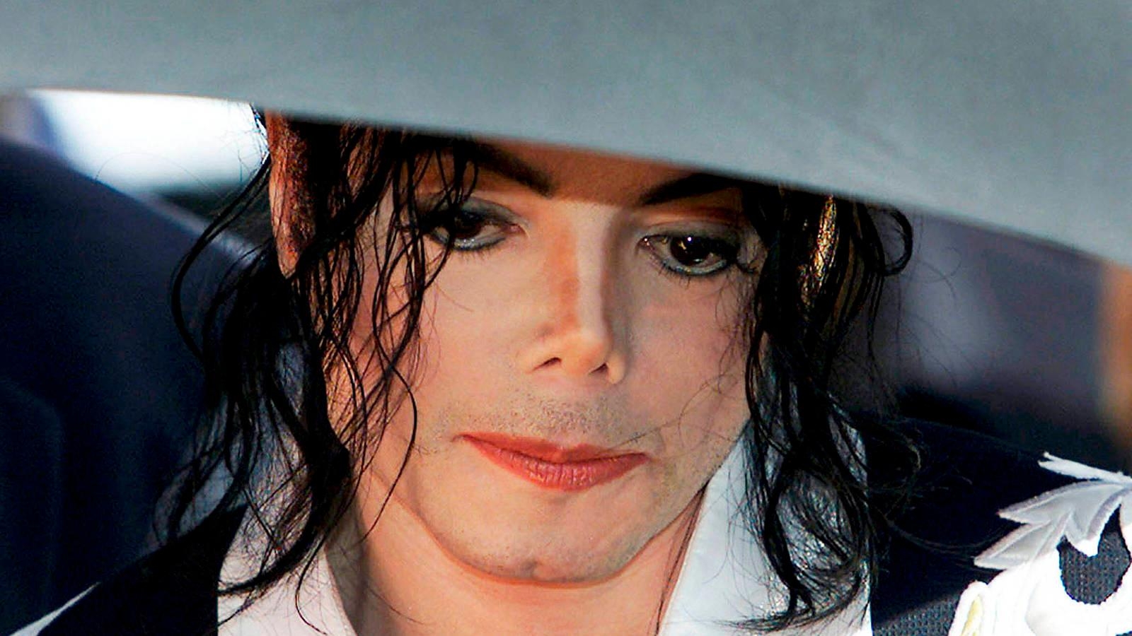 michael-jackson_13279378_20200220160409