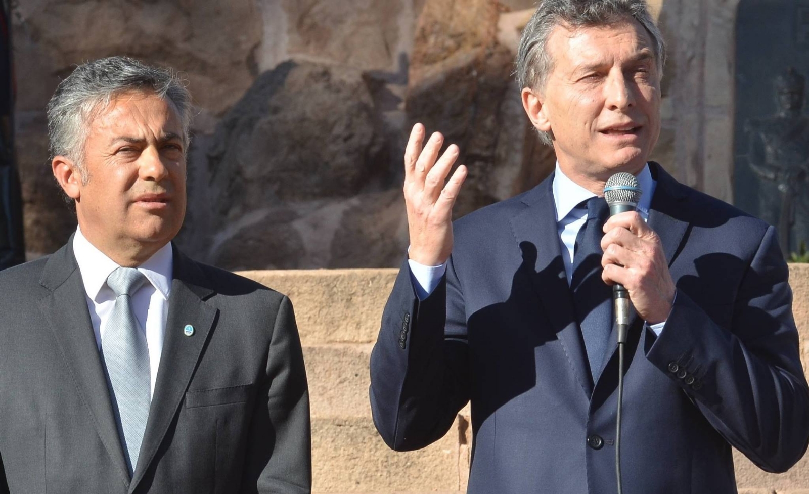 macri-cornejo-17-de-agosto-e1485190566782