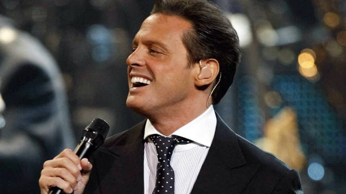 LUIS MIGUEL