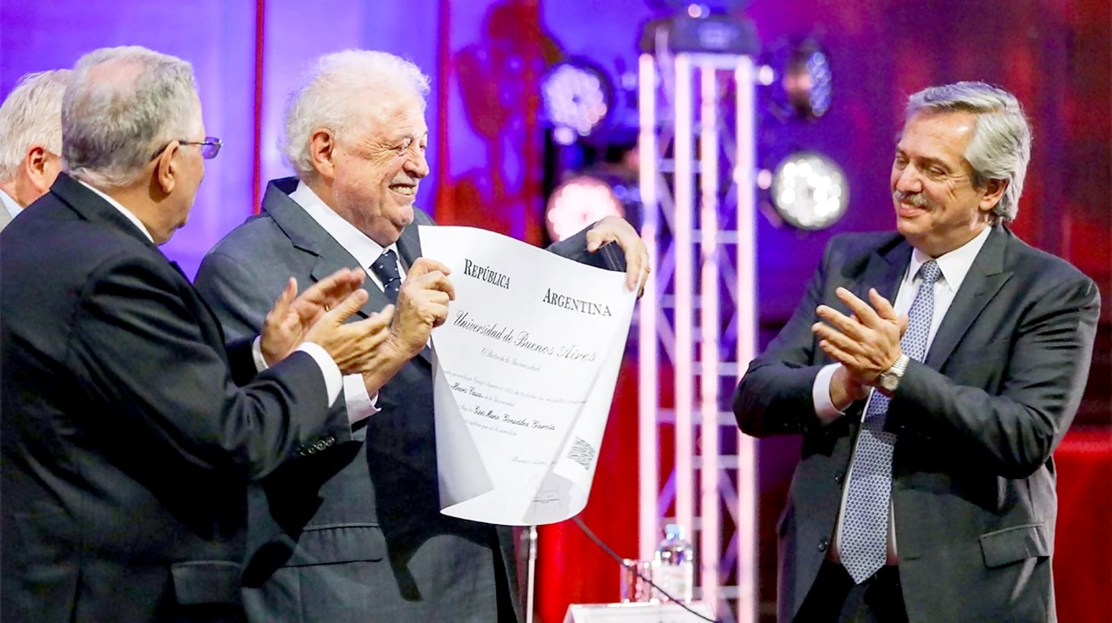 5de97957cdb66_Gines-GOnzalez-Garcia-NA