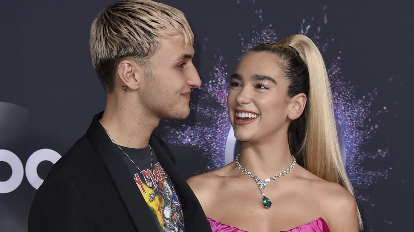 cropped-dua-lipa-y-novio