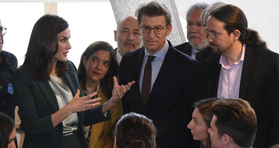 dona-letizia-conversando-con-pablo-iglesias-lp