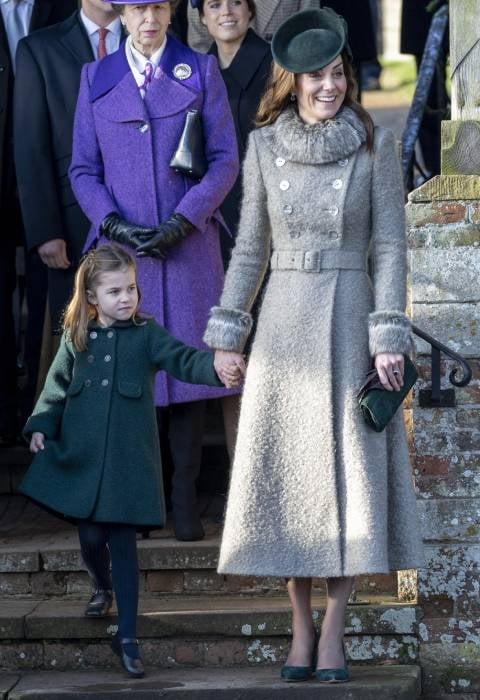 kate-middleton-princess-charlotte-z