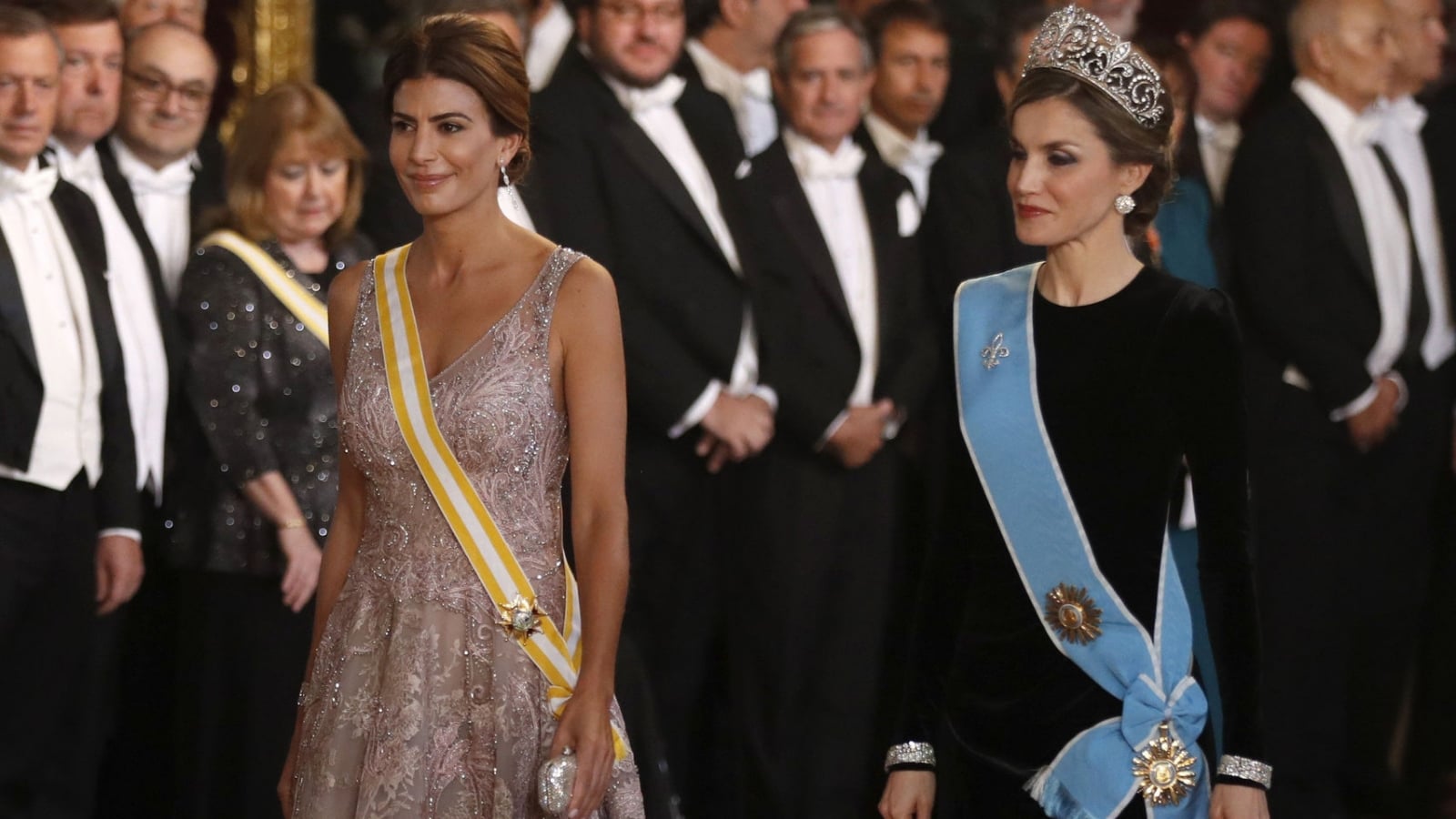 Reina_Letizia-Juliana_Awada-Casas_Reales_195742162_29694292_1706x960
