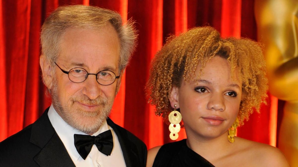 steven-spielberg-y-su-hija-mikaela_2406273