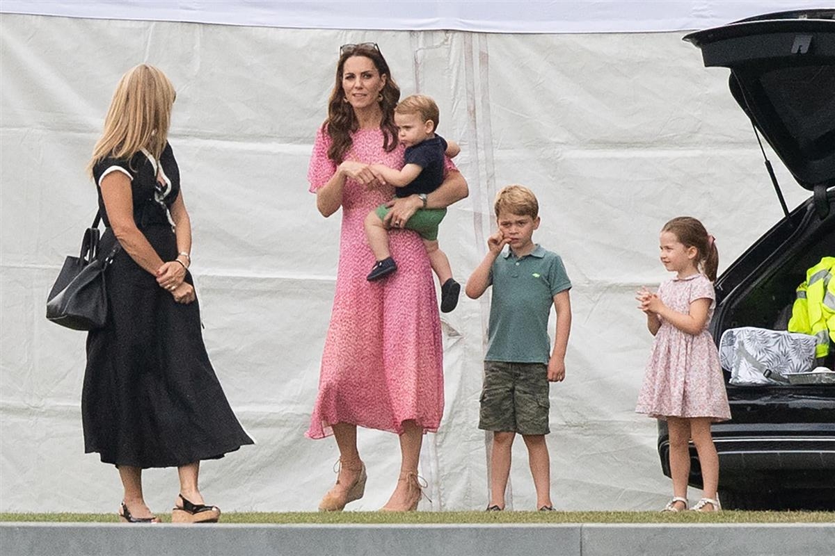 las-vacaciones-de-george-charlotte-y-louis_b394791d_1200x800